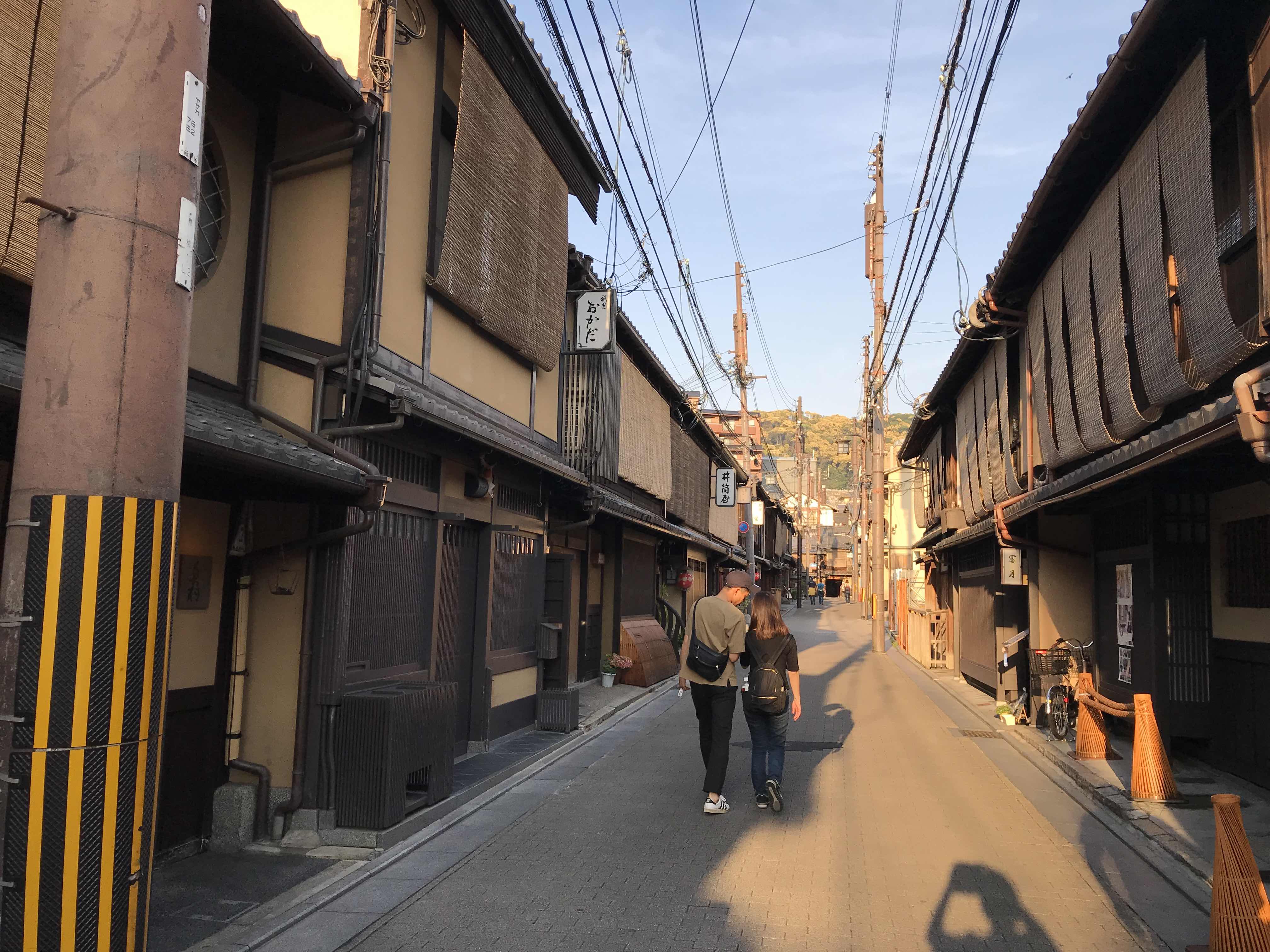 京都観光へ。祇園の風景